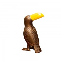 BRONZE TACOON WITH YELLOW BEAK 